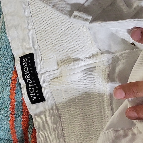 Like new Victorious jeans - Picture 4 of 7